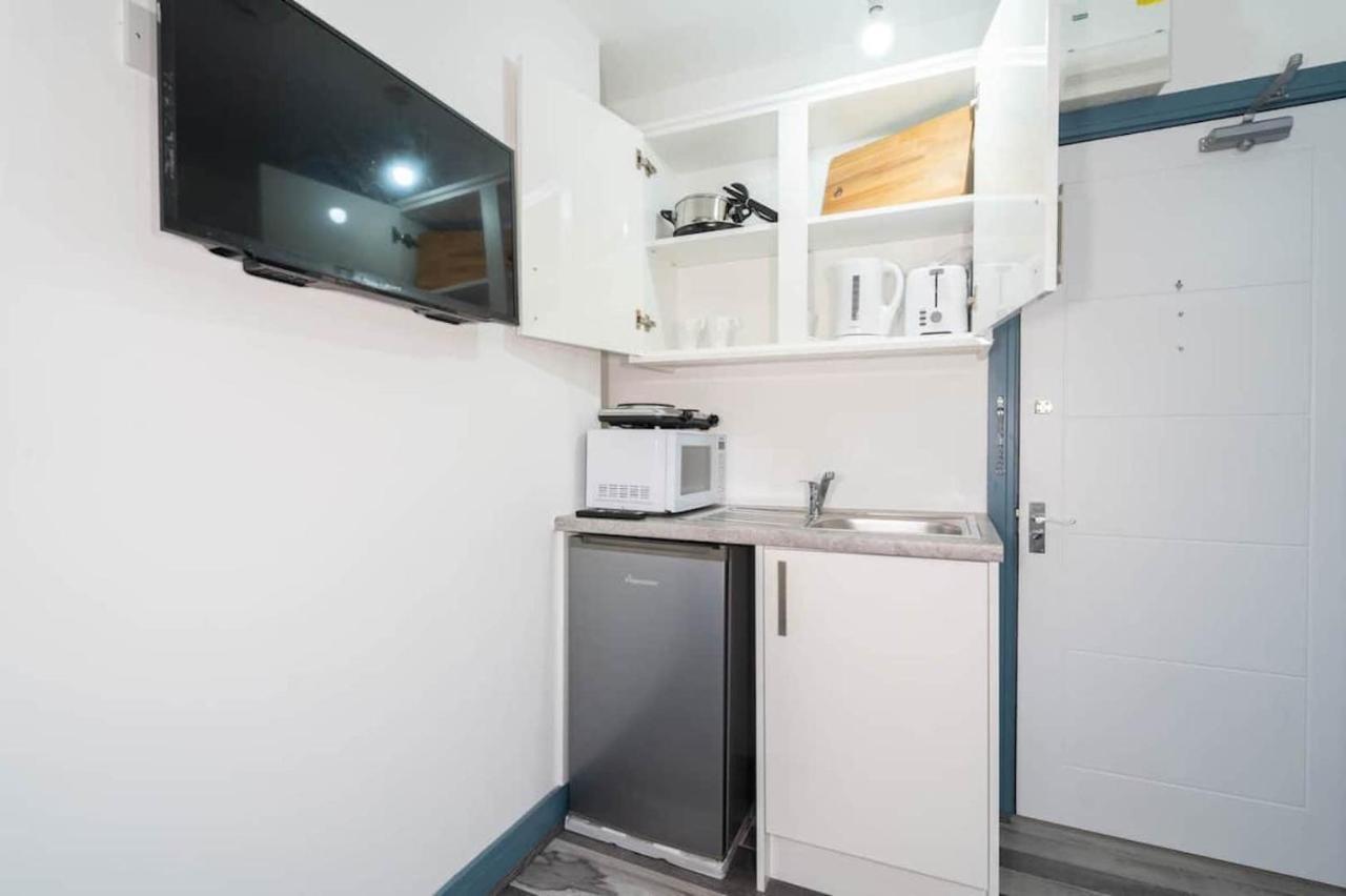 Cosy Urban Studio Oasis, Moments From Attractions Apartment Birmingham Bagian luar foto